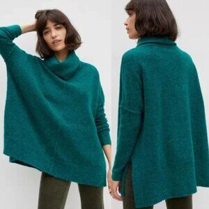 Anthropologie Larissa Turtleneck Tunic Sweater S Pullover Green Side Slit Chunky